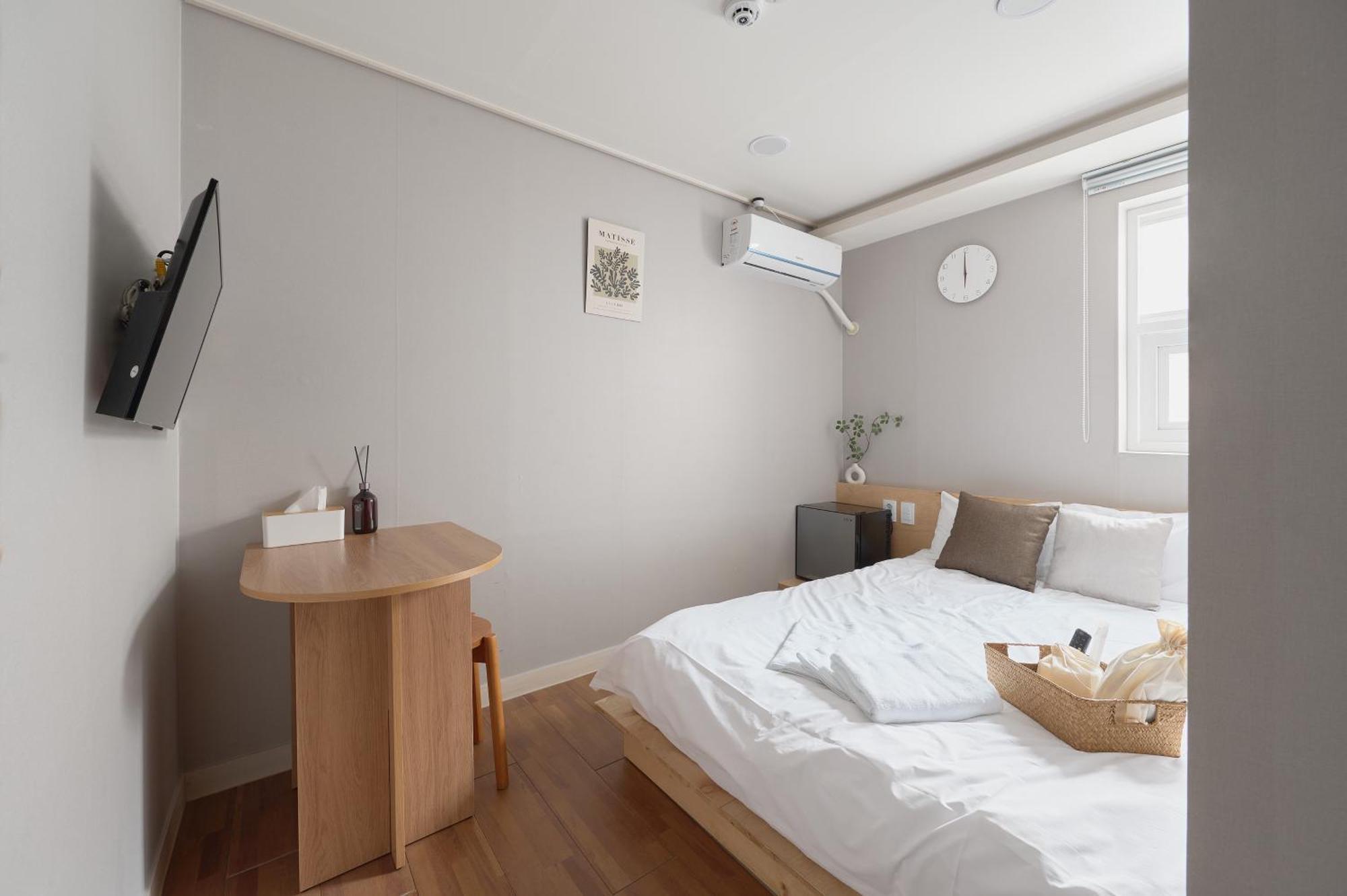 Dawoo House 2 In Hongdae Hotel Seoul Exterior photo
